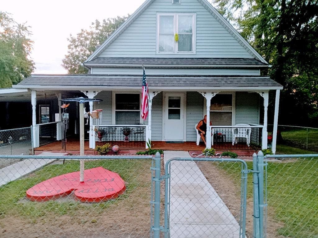 1869 S Broadway, Amoret, MO 64722 MLS 2461395 Zillow