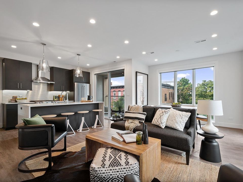 1st image of 1877 N Halsted St #4A