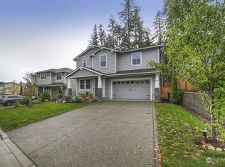 21901 NW Cascadian St, Poulsbo, WA 98370