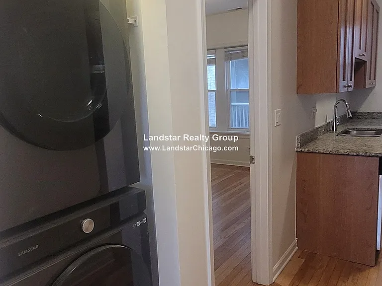 3743 W Argyle St #3 — Photo 3