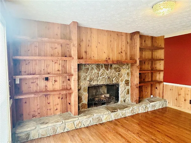 2100 Old Forge Way — Photo 8