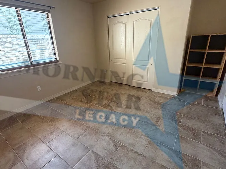 4648 Mesa Rico Dr — Photo 15