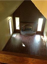 4th image of 104 SE Saratoga Dr