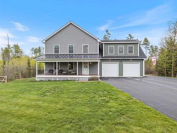 4th image of 23 Pennywhistle Drive