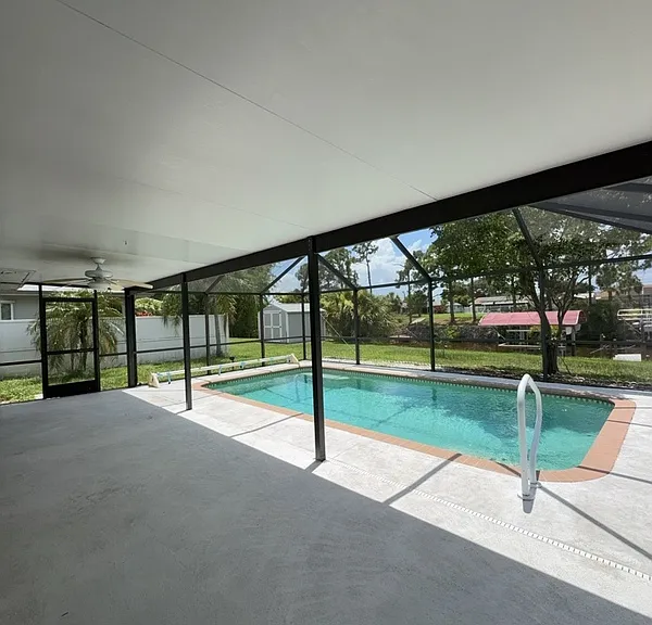 2055 Hyatt Dr — Photo 24