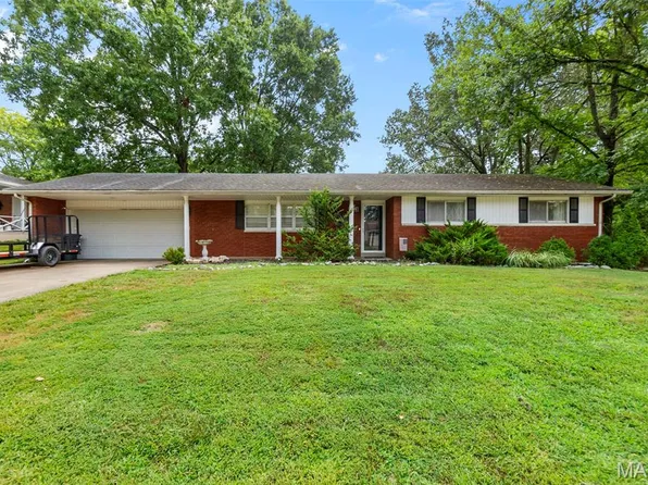 1835 Westridge Dr, Cape Girardeau, MO 63701