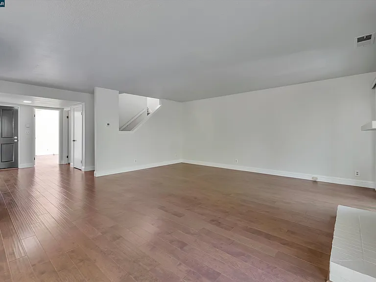 1956 Fair Ridge Ct — Photo 10