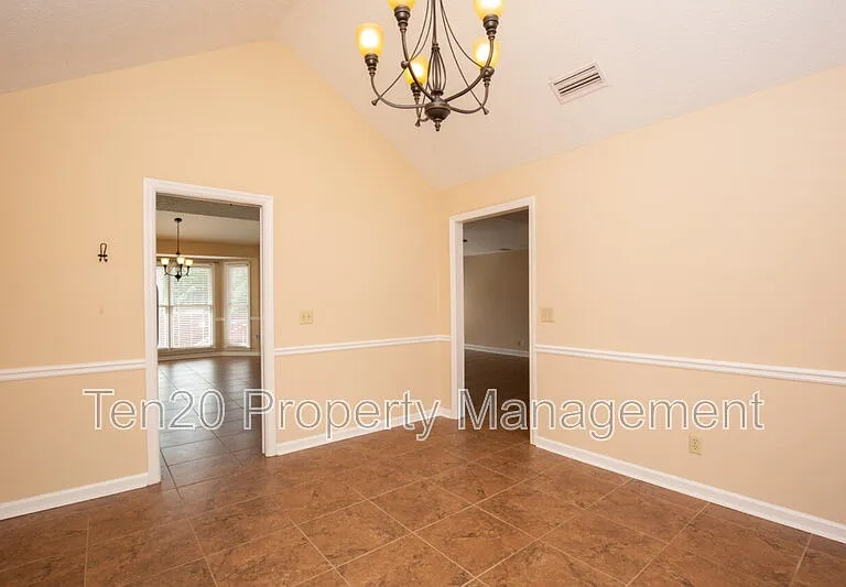 11 Leah Ct — Photo 15