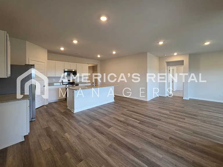 177 Keller Dr — Photo 35