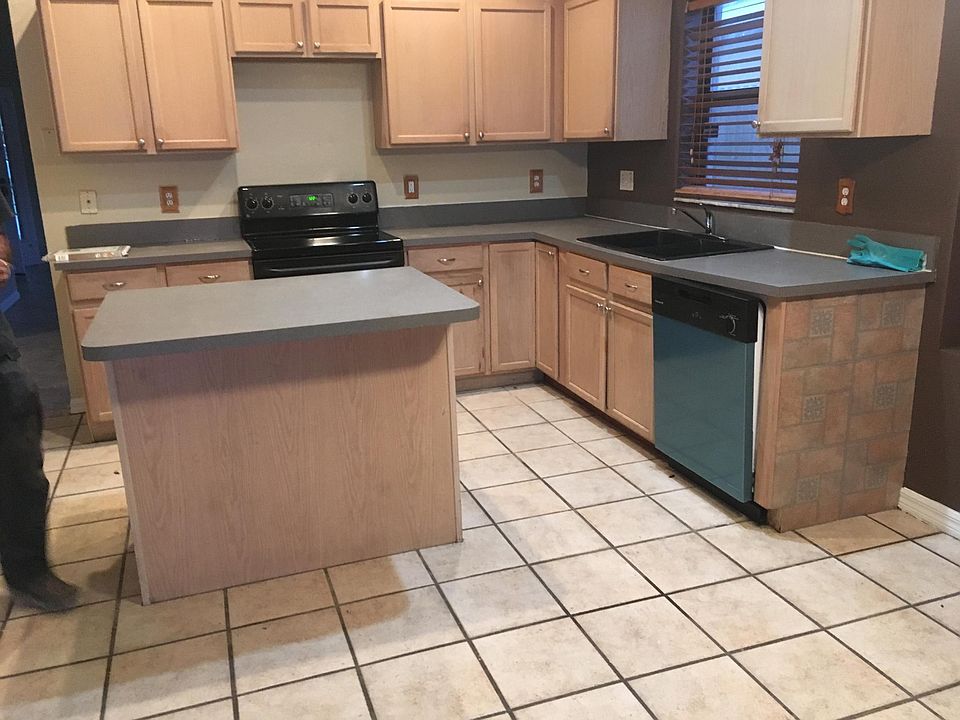 2nd image of 2713 Osprey Creek Ln