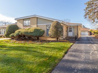 2600 Kensington Ave, Westchester, IL