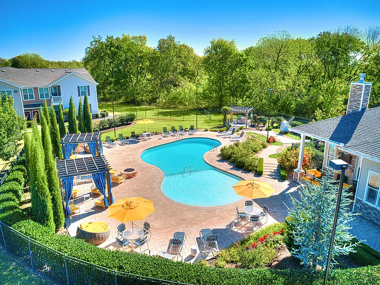 The Parc at East Fifty First — Photo 11