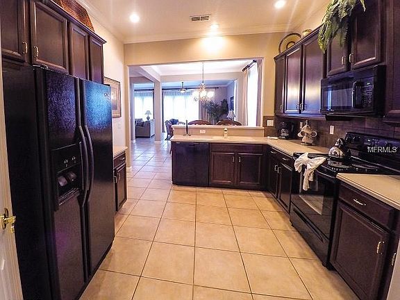 5th image of 1441 Fairview Cir