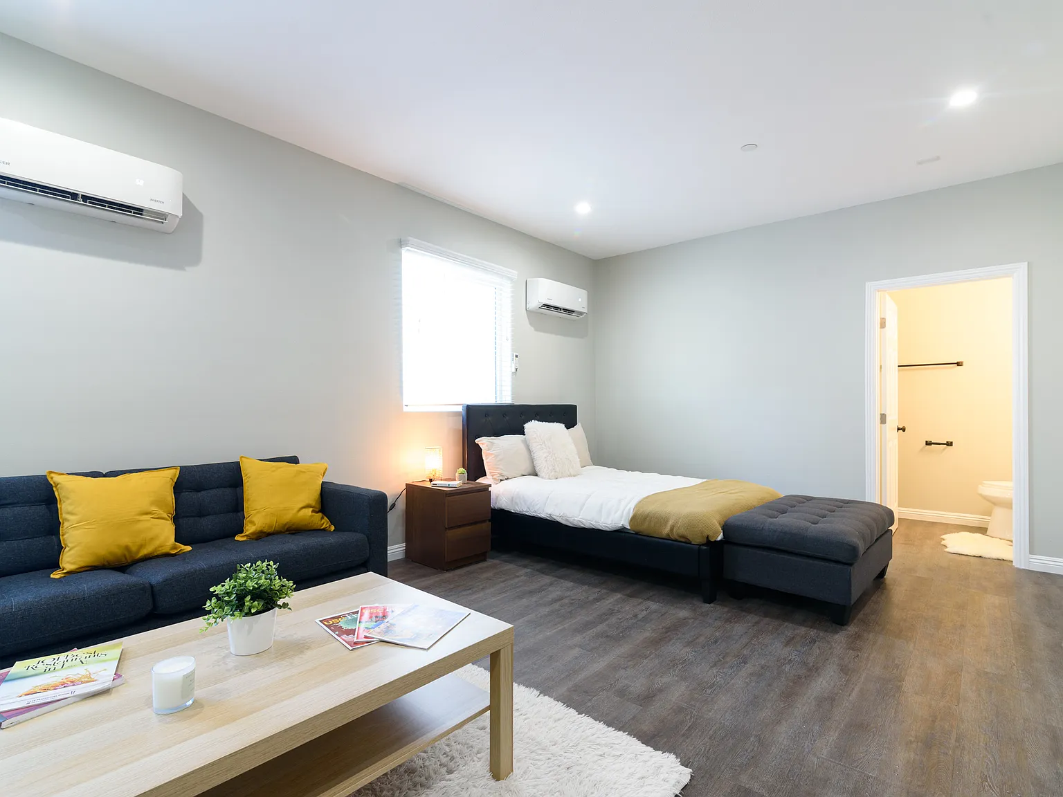 7 bed, 1800 sqft, $950 — Photo 3