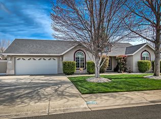 4130 Sunglow Dr, Redding, CA 96001