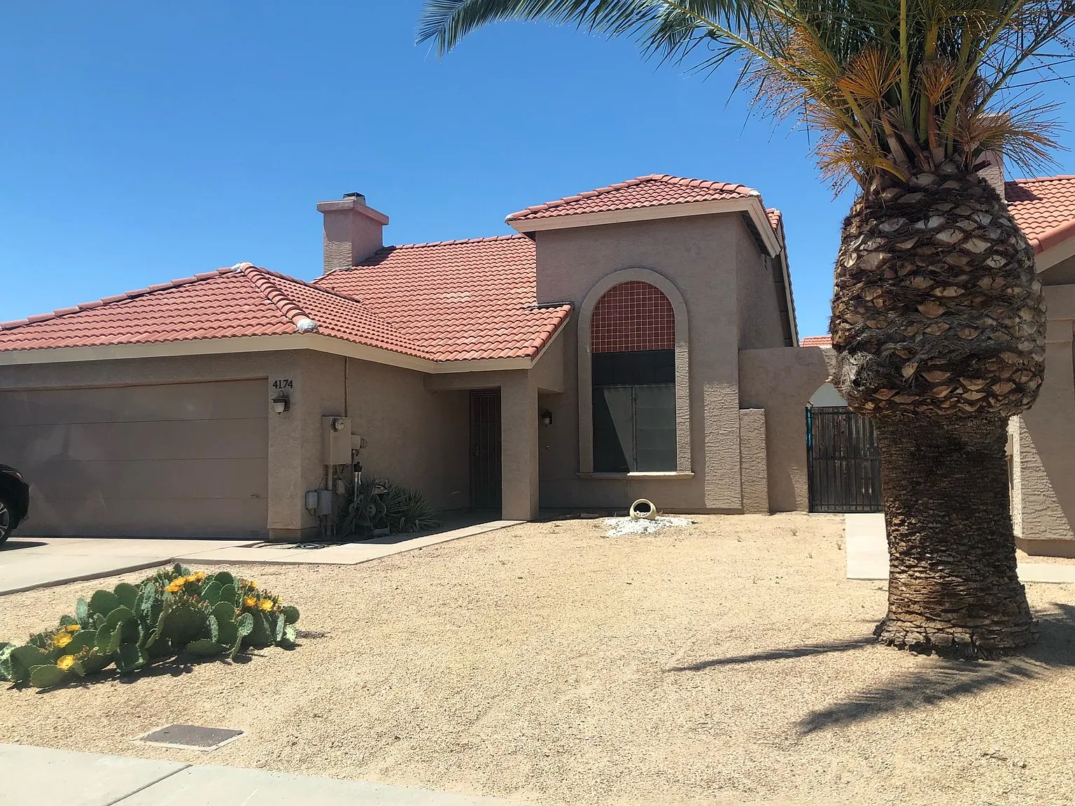 2 bed, 1141 sqft, $2,195 — Photo 4