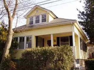 39 Lillis Ave, Barrington, RI 02806