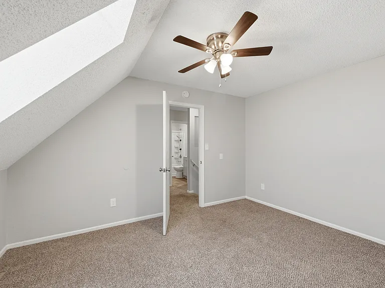 3508 SW Jackson St #3508 — Photo 15