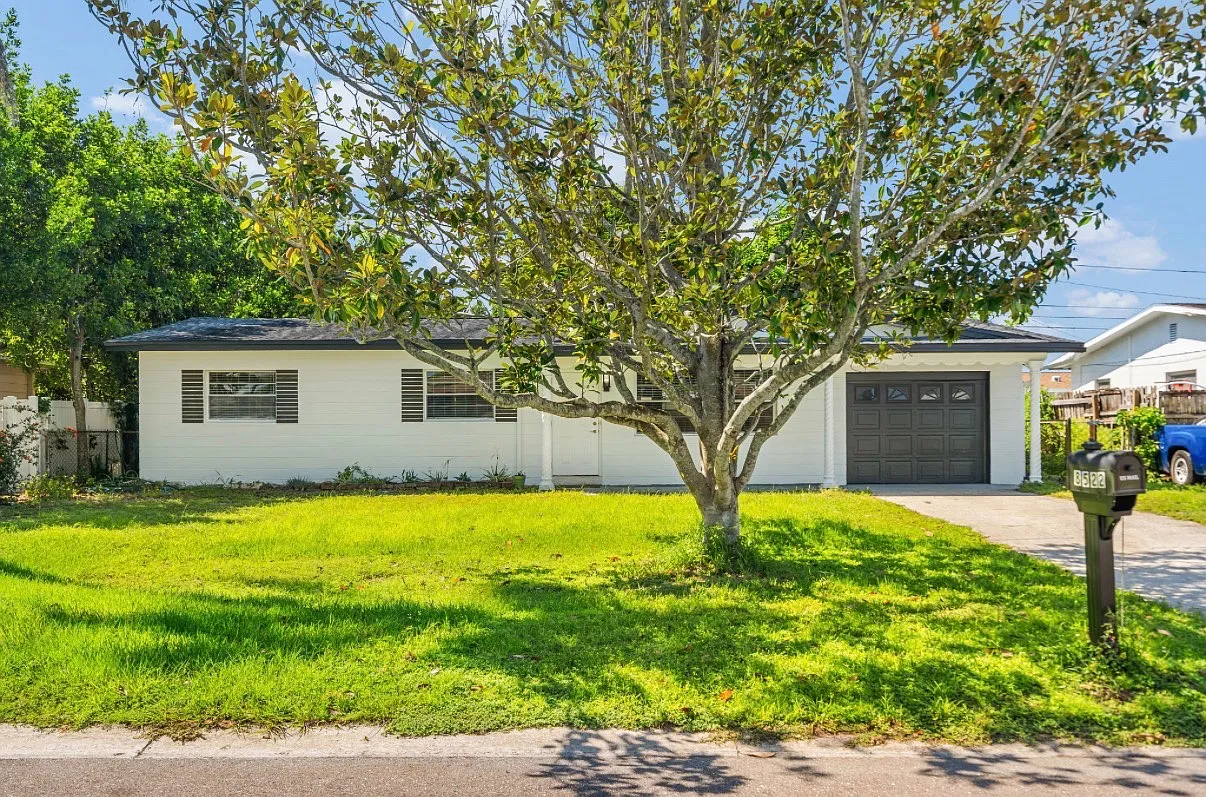 3 bed, 1260 sqft, $3,000 — Photo 1