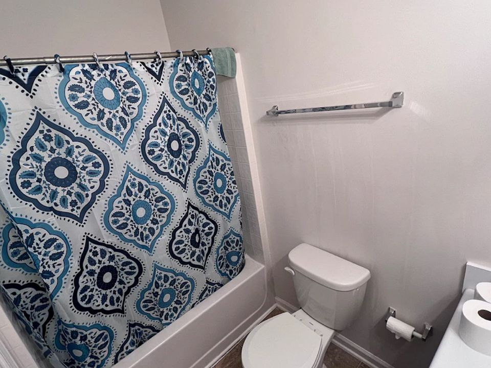 2nd image of 408 Inkberry Dr #21B