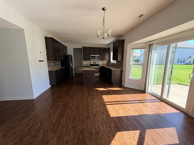 1321 Horse Shoe Bnd — Photo 6