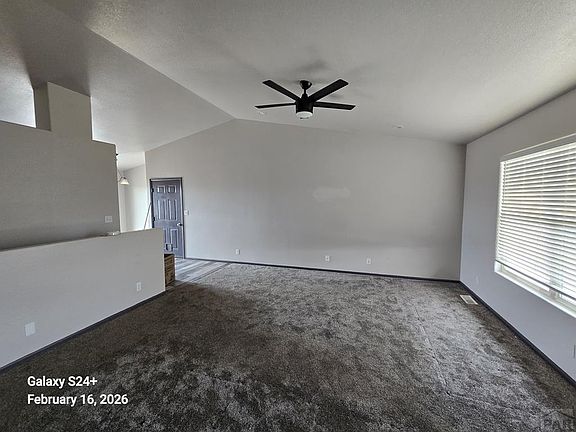 5th image of 3051 Adrian Ave