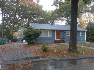 148 Haswill St, Warwick, RI 02889