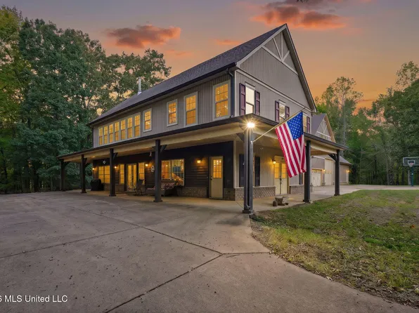 4199 Carolyn Dr, Hernando, MS 38632