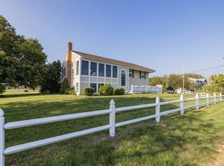 19 Bayberry Ave, Kennebunk, ME 04043