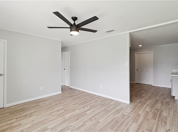 3rd image of 137 Cambay Dr