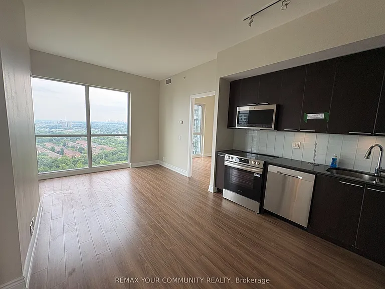 10 Park Lawn Rd #2404 — Photo 21