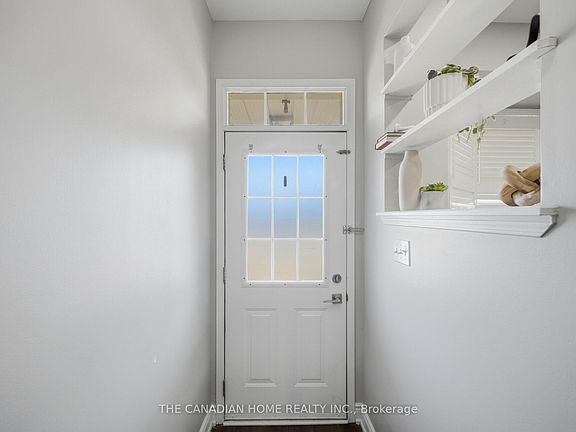 4th image of 9482 Sheppard Ave E