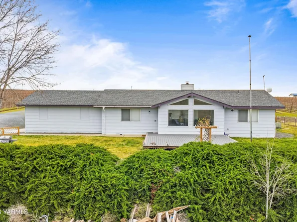 460 Sun Acres Rd, Zillah, WA 98953
