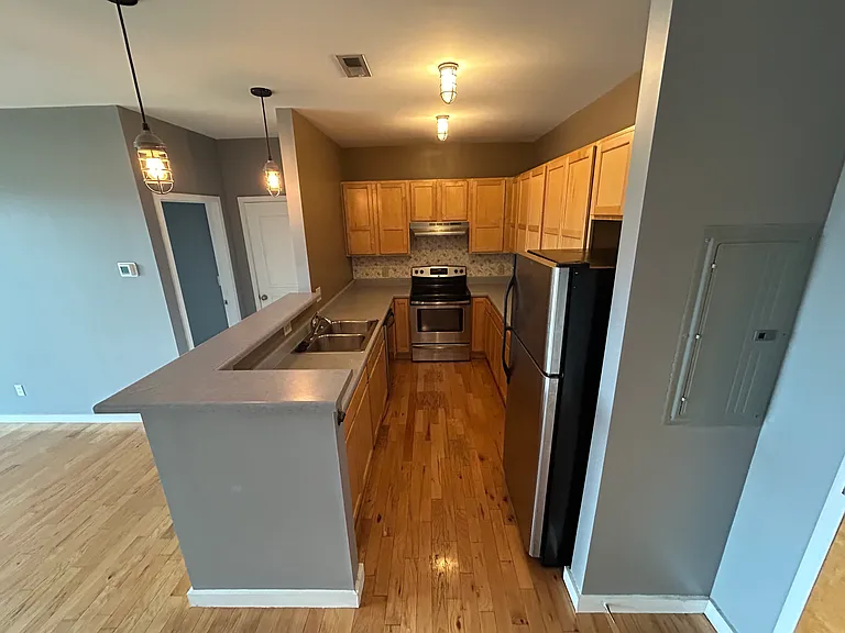 1609 Long St #303 — Photo 7