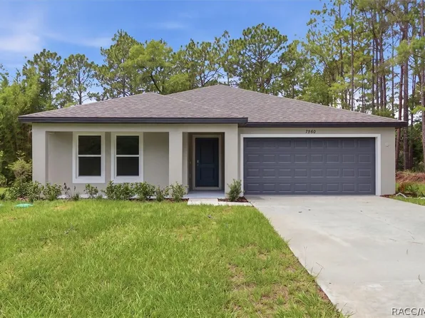 7560 N Maltese Dr, Citrus Springs, FL 34433
