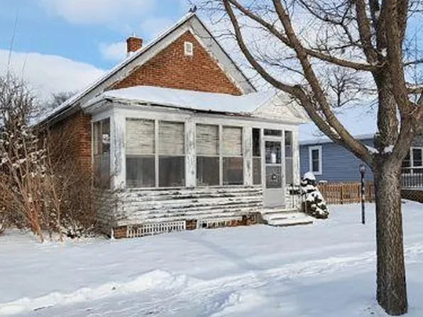 506 E Howard St, Winona, MN 55987