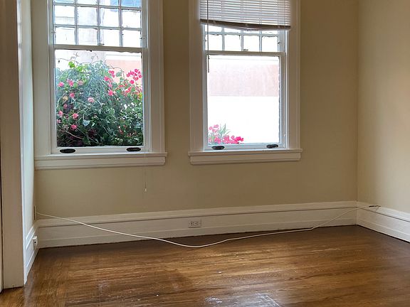 4th image of 3842 Sacramento St