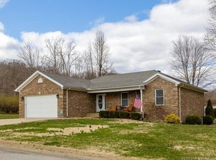 2300 Eagle Ridge Ct, New Albany, IN 47150