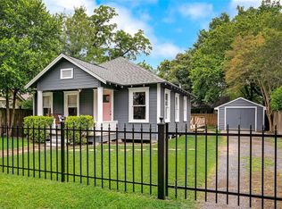 1133 E 27th St, Houston, TX 77009