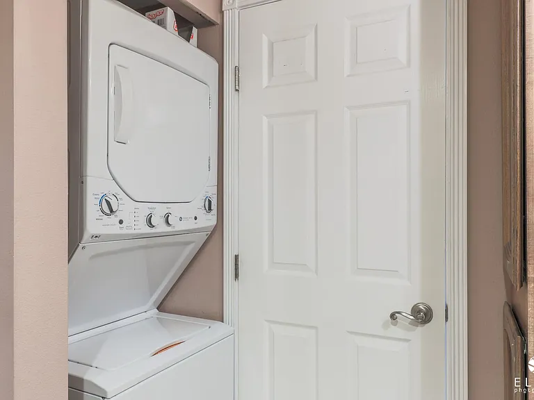 9645 Independence Dr #302 — Photo 18