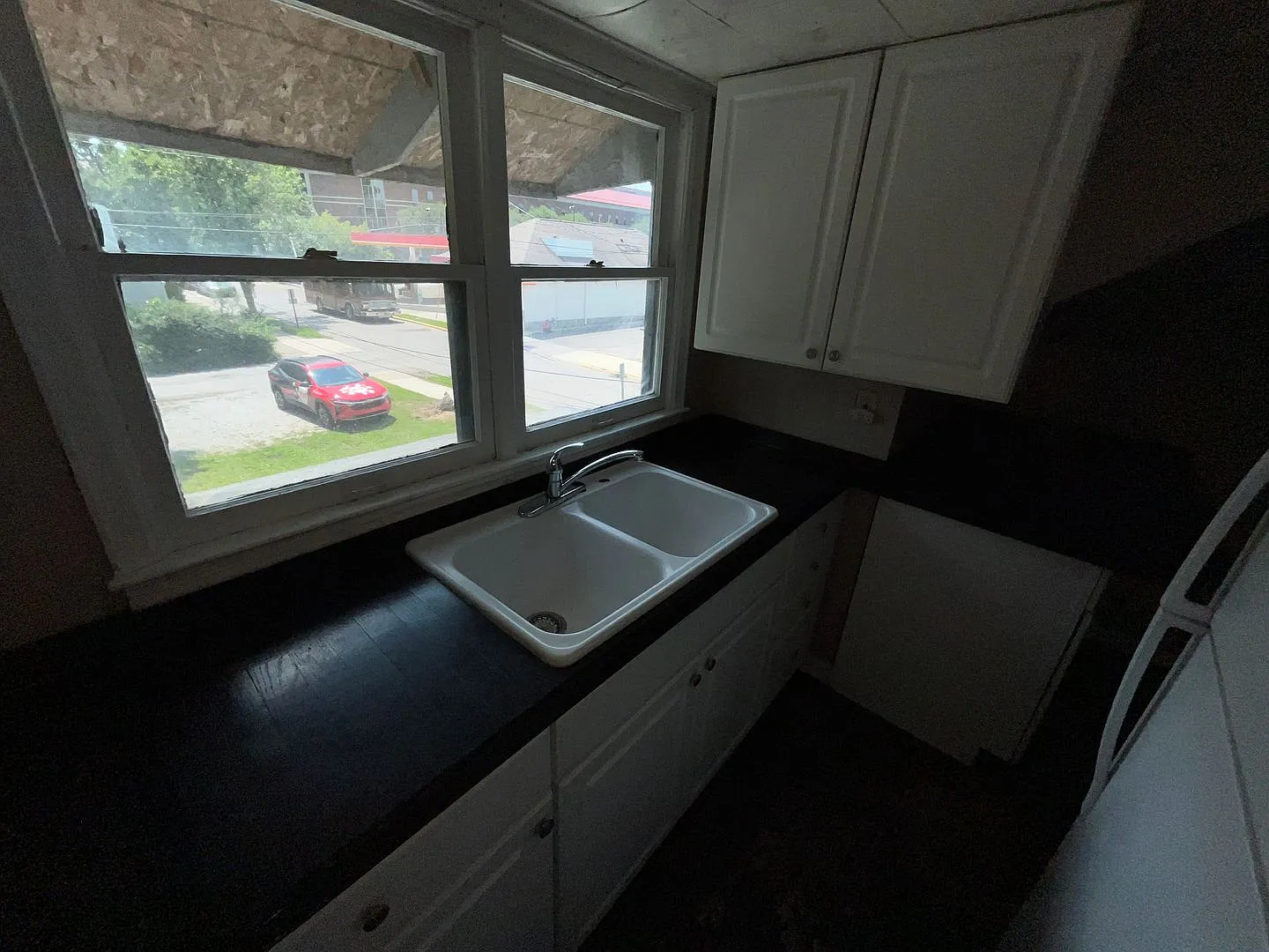 617 Evergreen St — Photo 4