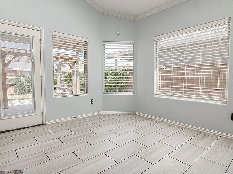 6408 Hall Of Fame Blvd — Photo 3