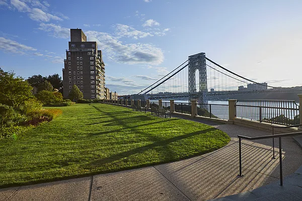 Sold by Compass | media 7