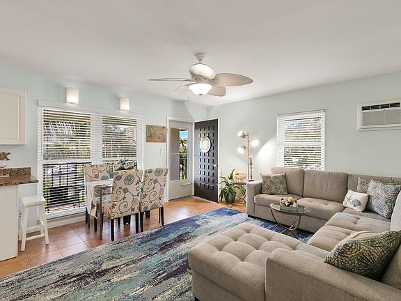 5th image of 235 Seaview Ct APT C6