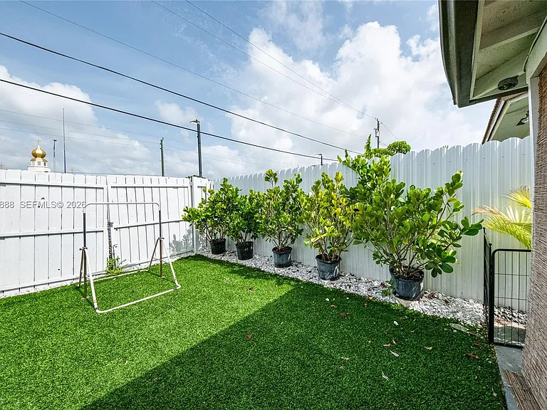 30 NW 56th Ct #32 — Photo 30