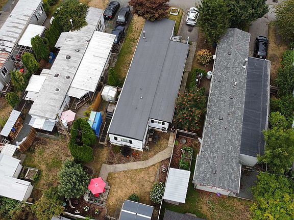 5th image of 46484 Chilliwack Lake Rd #30