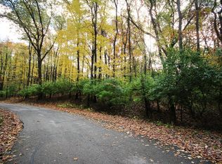 1800 High Mdw S #S-25, Niles, MI 49120