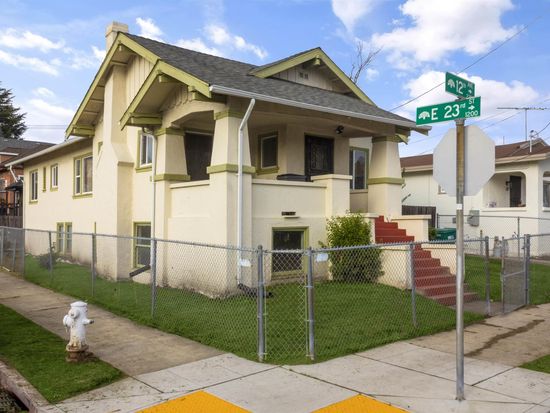2301 12th Ave, Oakland, CA 94606