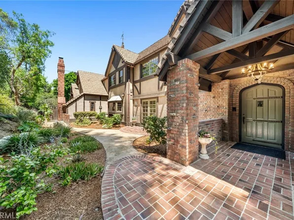 11242 Reservoir Rd, North Tustin, CA 92705