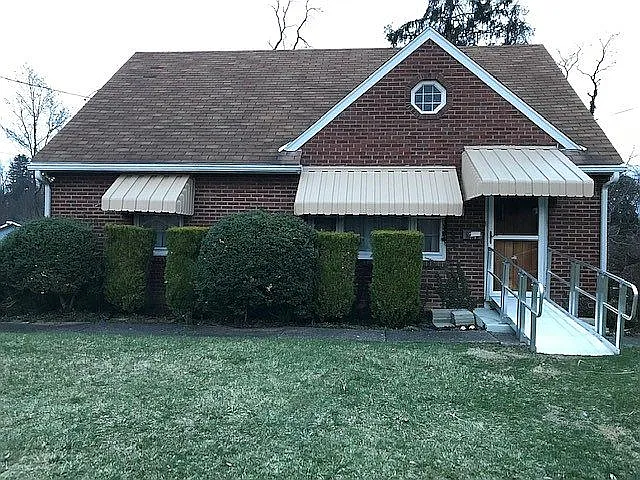71 Valleyview Dr photo 1